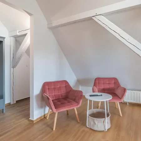 Wiesenquartier - Eingezaeuntes Grundstueck Und Platz Fuer 10 Personen 펜션 Penkow