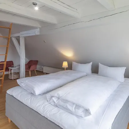 Wiesenquartier - Eingezaeuntes Grundstueck Und Platz Fuer 10 Personen Penkow