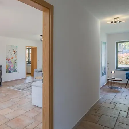 Wiesenquartier - Eingezaeuntes Grundstueck Und Platz Fuer 10 Personen 펜션 *