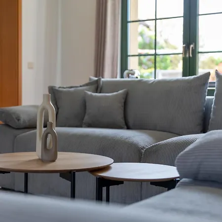 Wiesenquartier - Eingezaeuntes Grundstueck Und Platz Fuer 10 Personen * Penkow