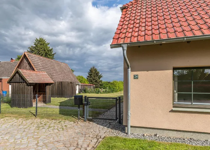 Hébergement de vacances Wiesenquartier - Eingezaeuntes Grundstueck Und Platz Fuer 10 Personen Penkow